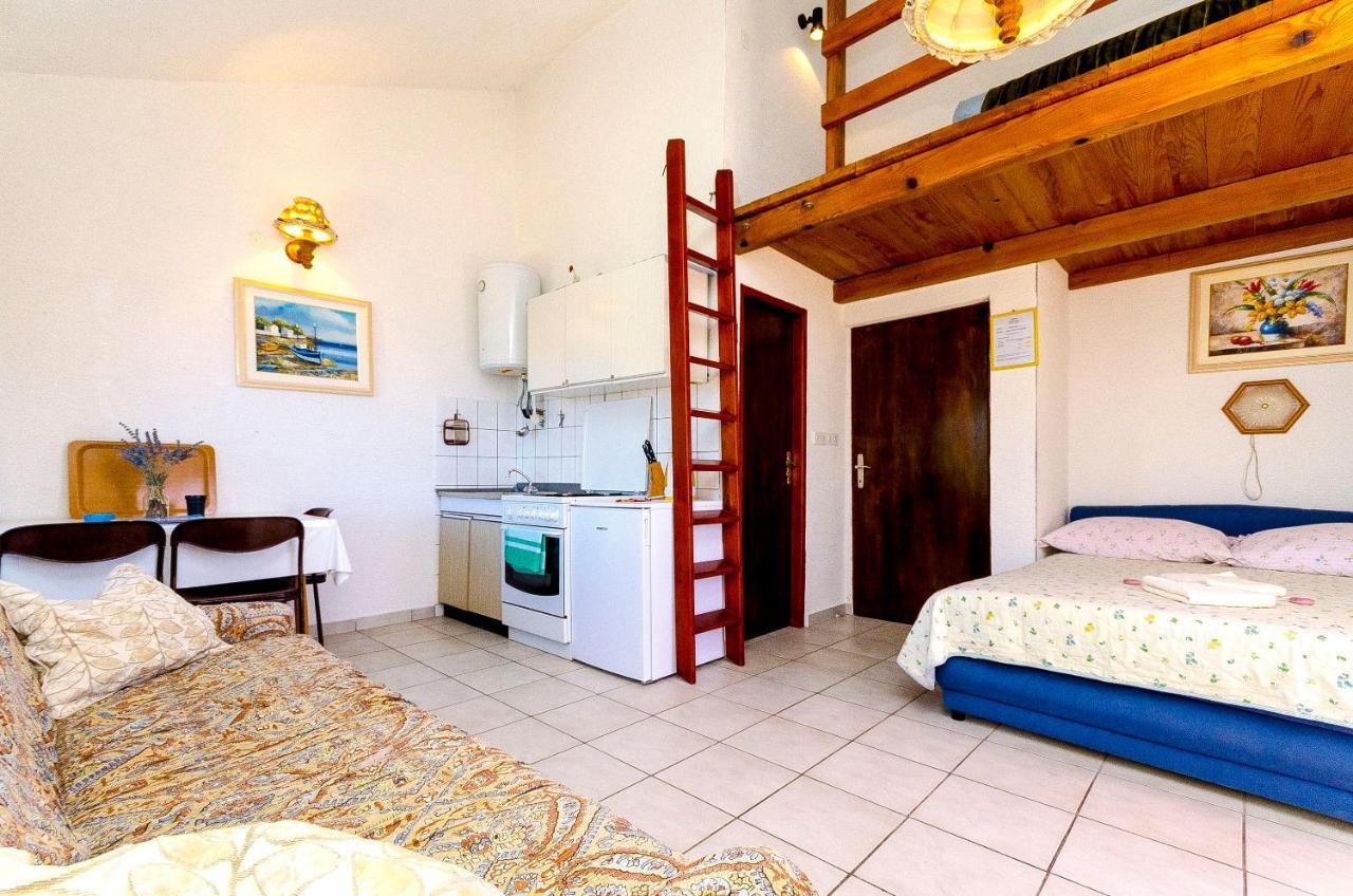 Apartments Pera Razanj Ngoại thất bức ảnh
